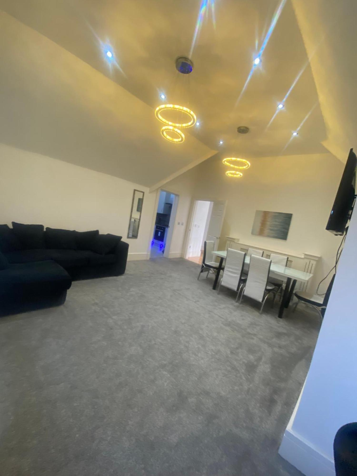 Appartamento Penthouse Apt8 Wolverhampton Esterno foto